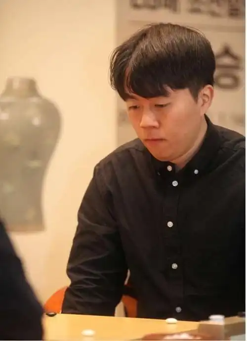 中韩围棋数据对决：申旻埈LG杯封王，破局效率榜创历史